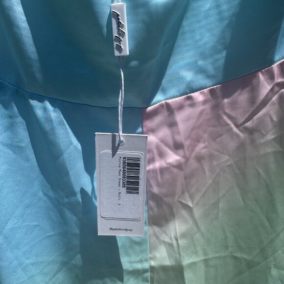 Petal & Pup Mistie Maxi Dress - Mult Size 4 NWT - Picture 11 of 12